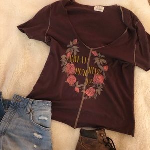 Graphic brown t shirt